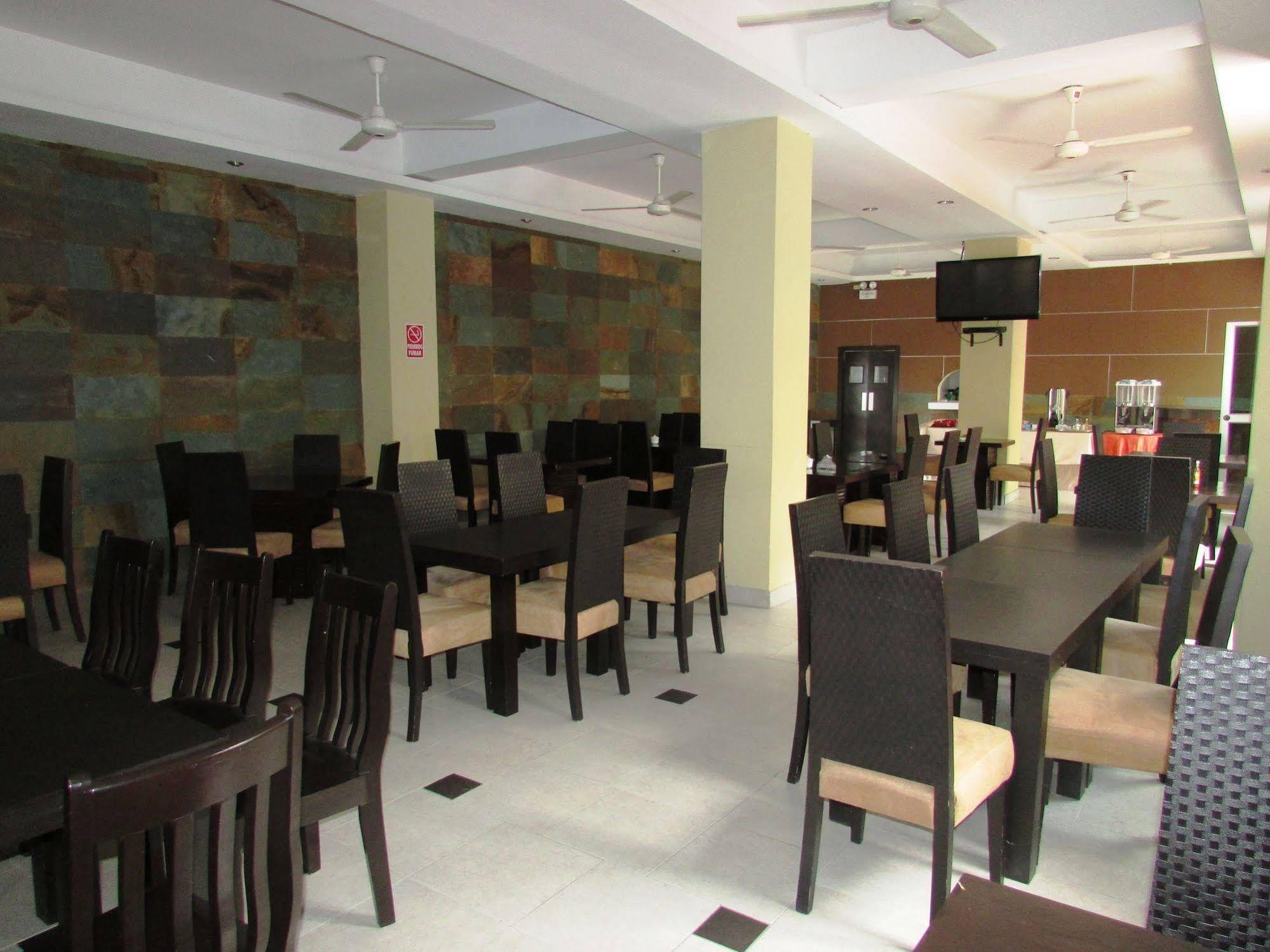 Presidente Hotel Salinas (Santa Elena)