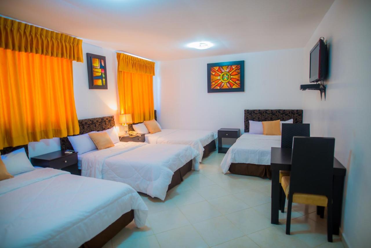 Presidente Hotel Salinas (Santa Elena)